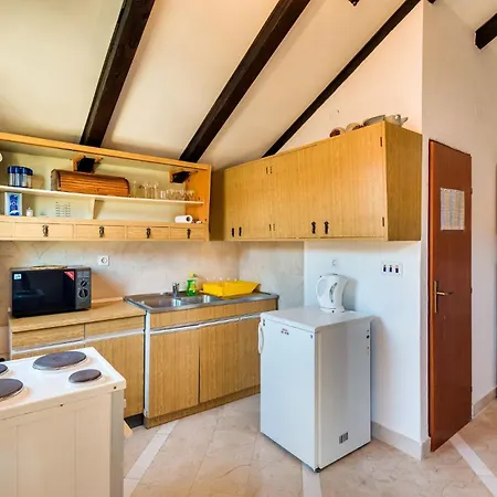 Apartman Land *